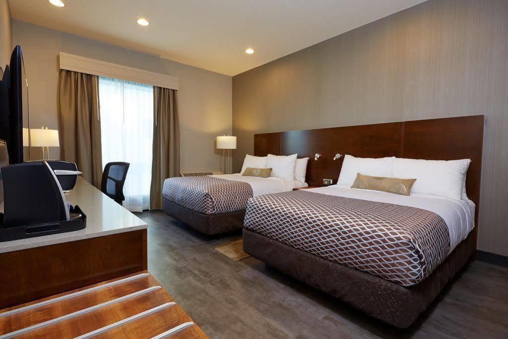Best Western Plus East Side Саскатун Екстер'єр фото